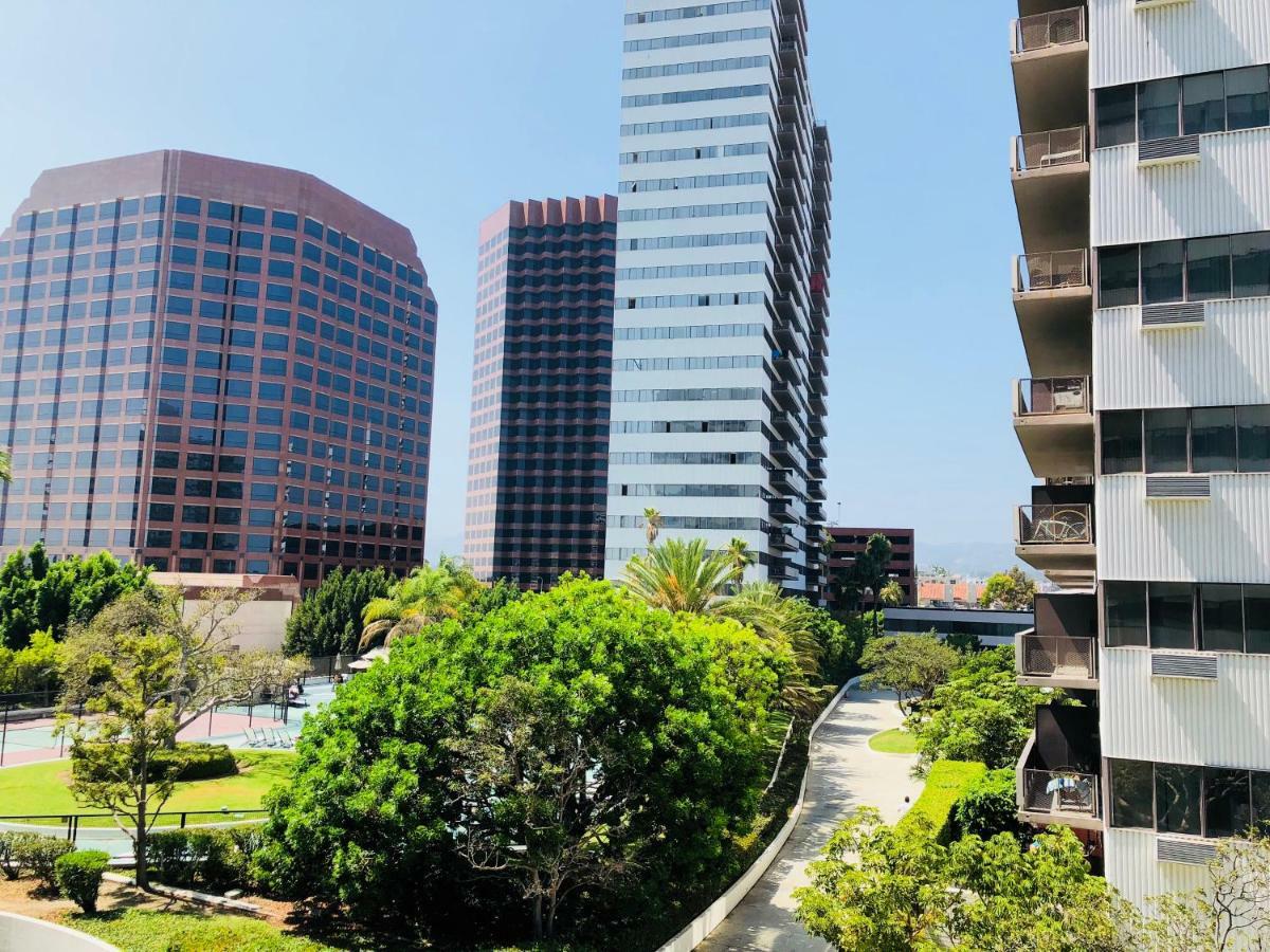 Barrington Plaza Hotel Los Angeles Exterior photo